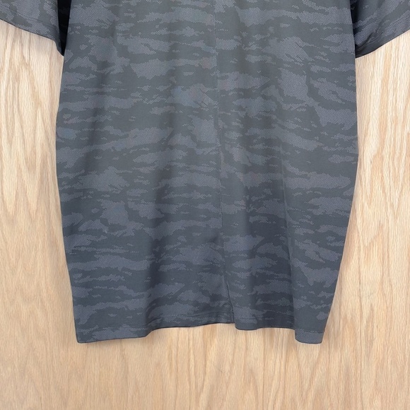 Nike Golf Dri-Fit Waves Jacquard Polo Shirt - Picture 8 of 10